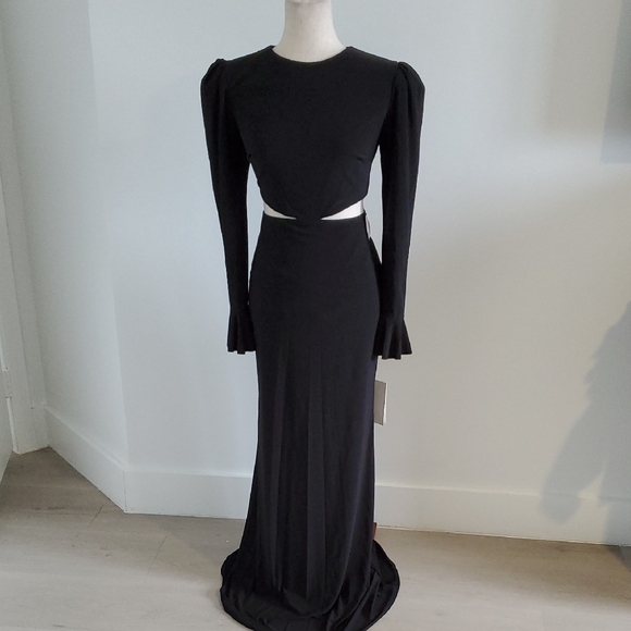 Mac Duggal Black Long Sleeve gown with cut out sides  Size 8 new with tags - Picture 4 of 10